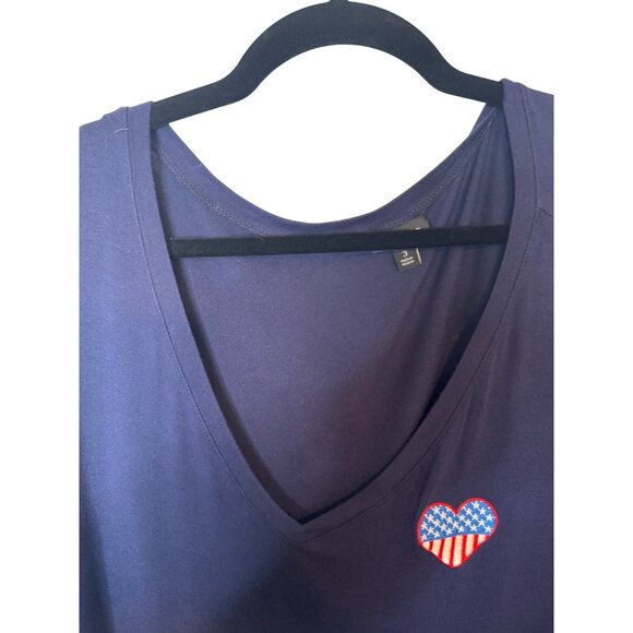 2/$30 Torrid Women Plus Size 3 Navy Blue T-Shirt - Picture 6 of 14